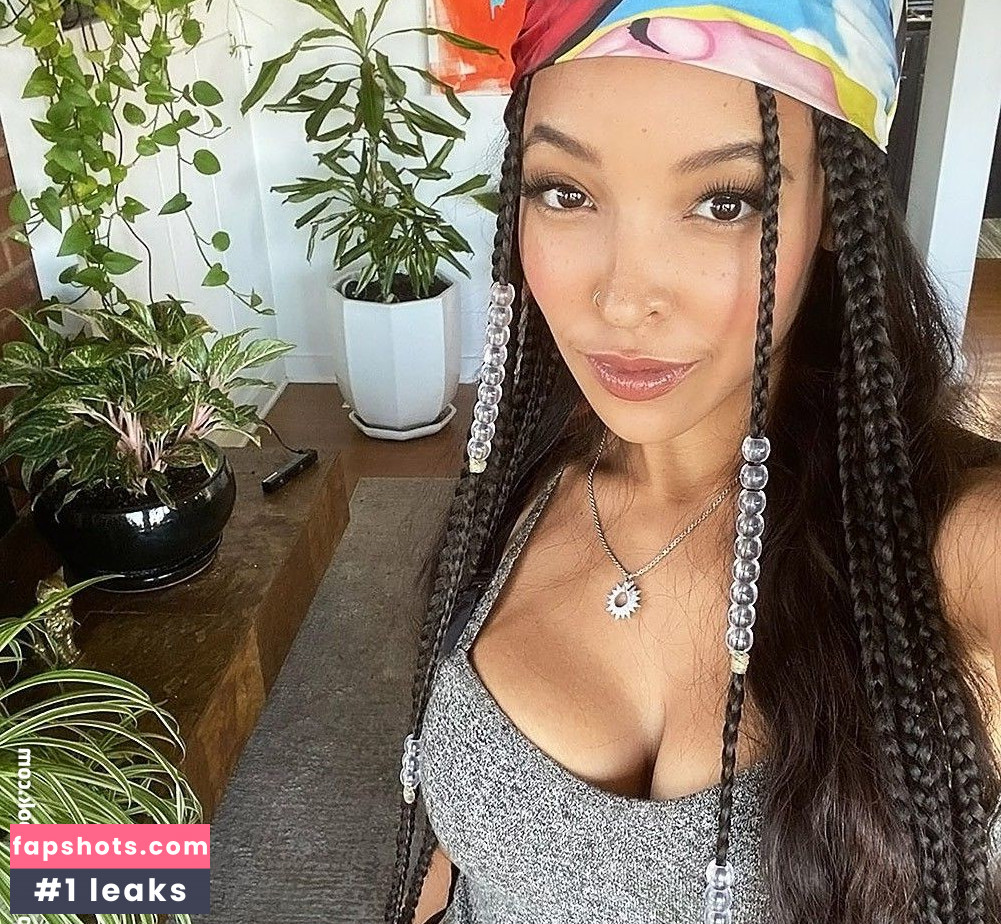 Tinashe gallery photo #324