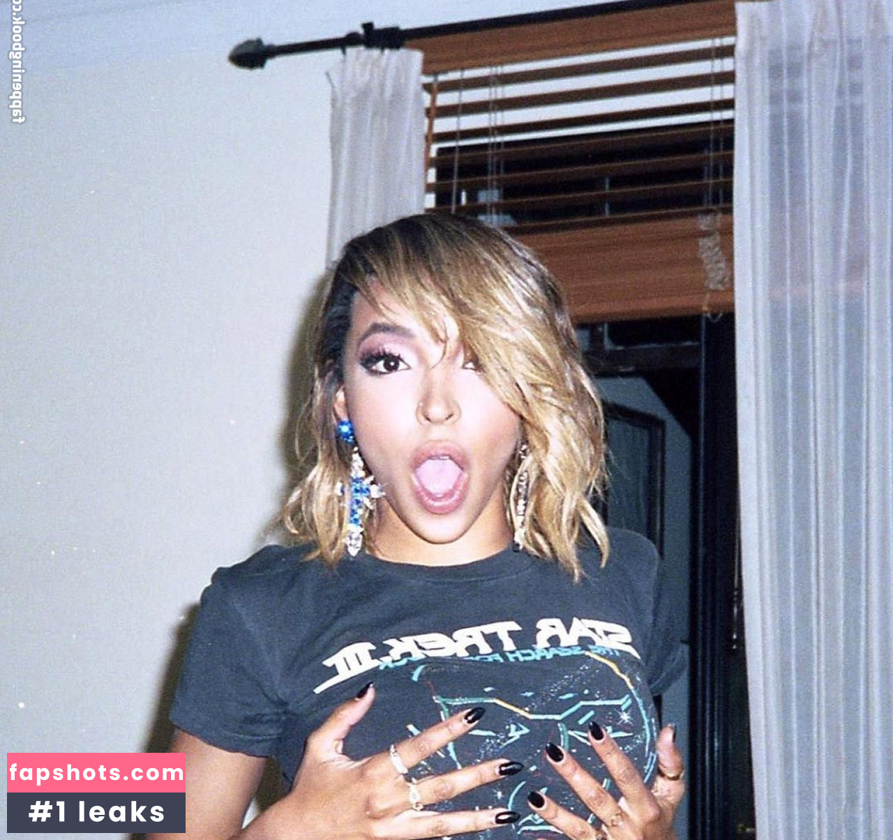 Tinashe gallery photo #333