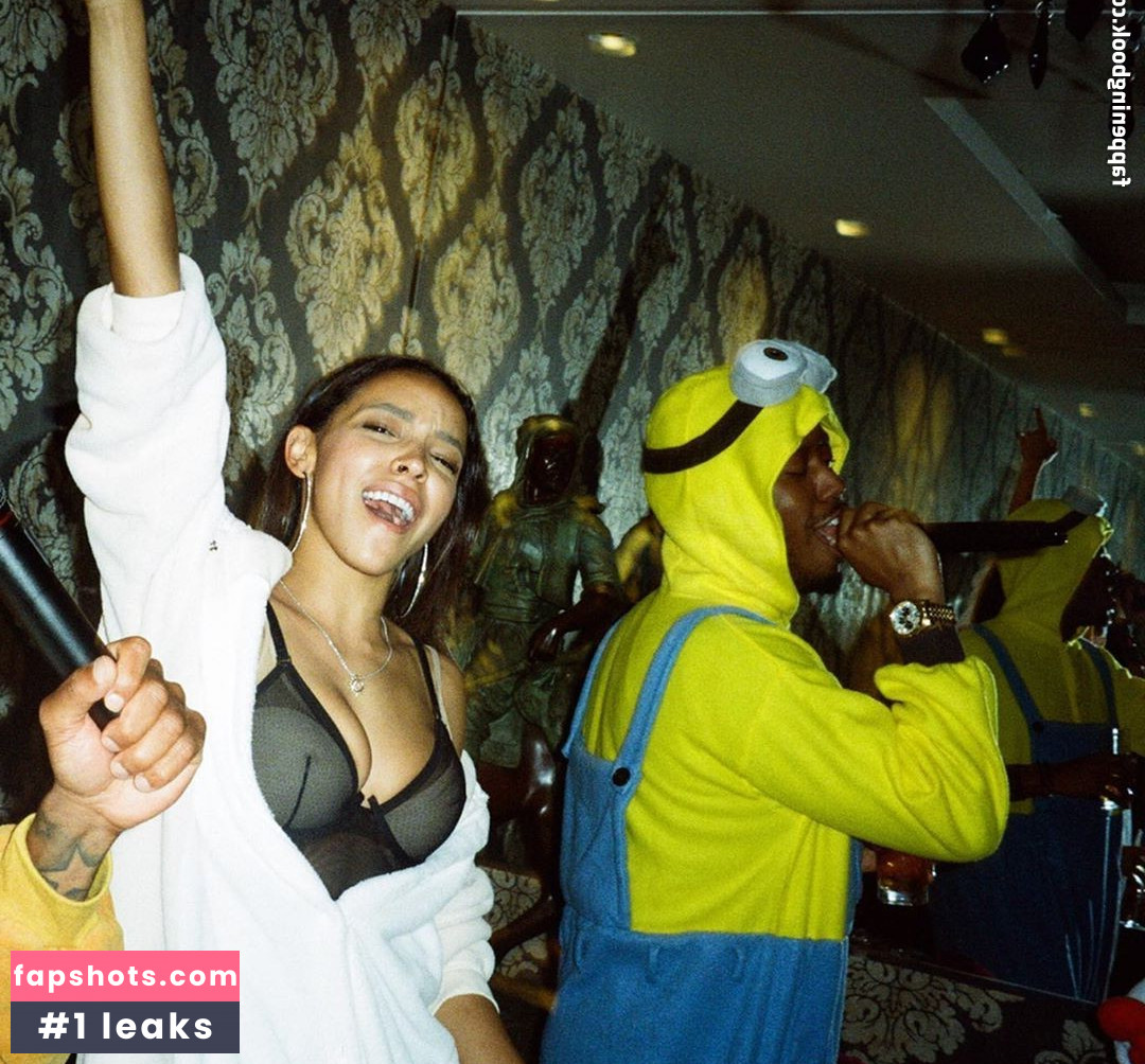 Tinashe gallery photo #407