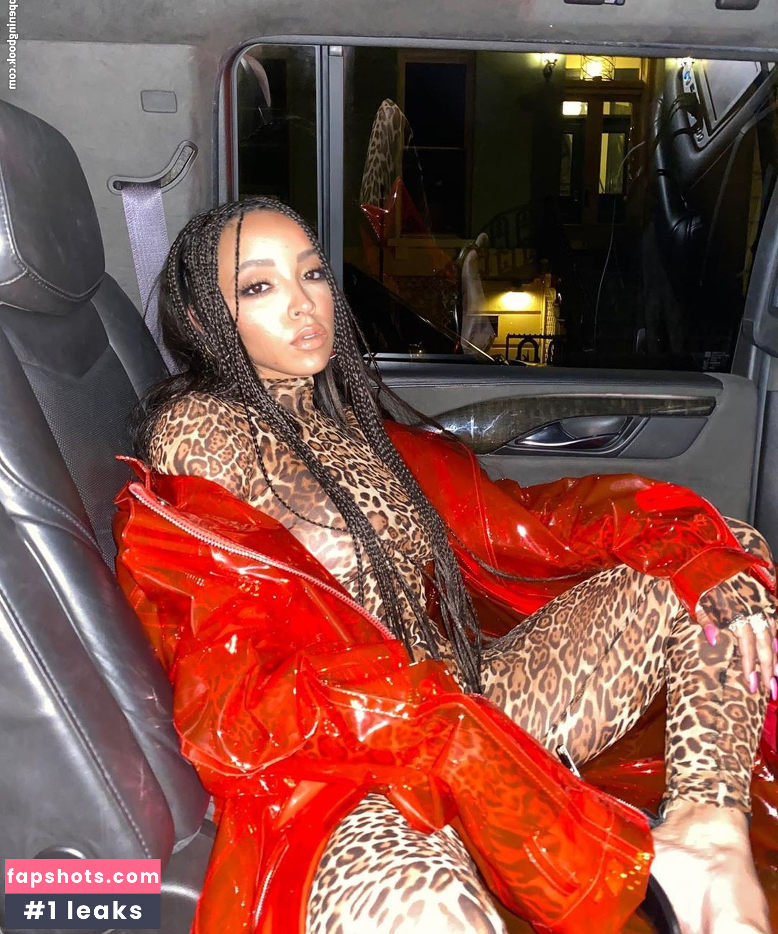 Tinashe gallery photo #411