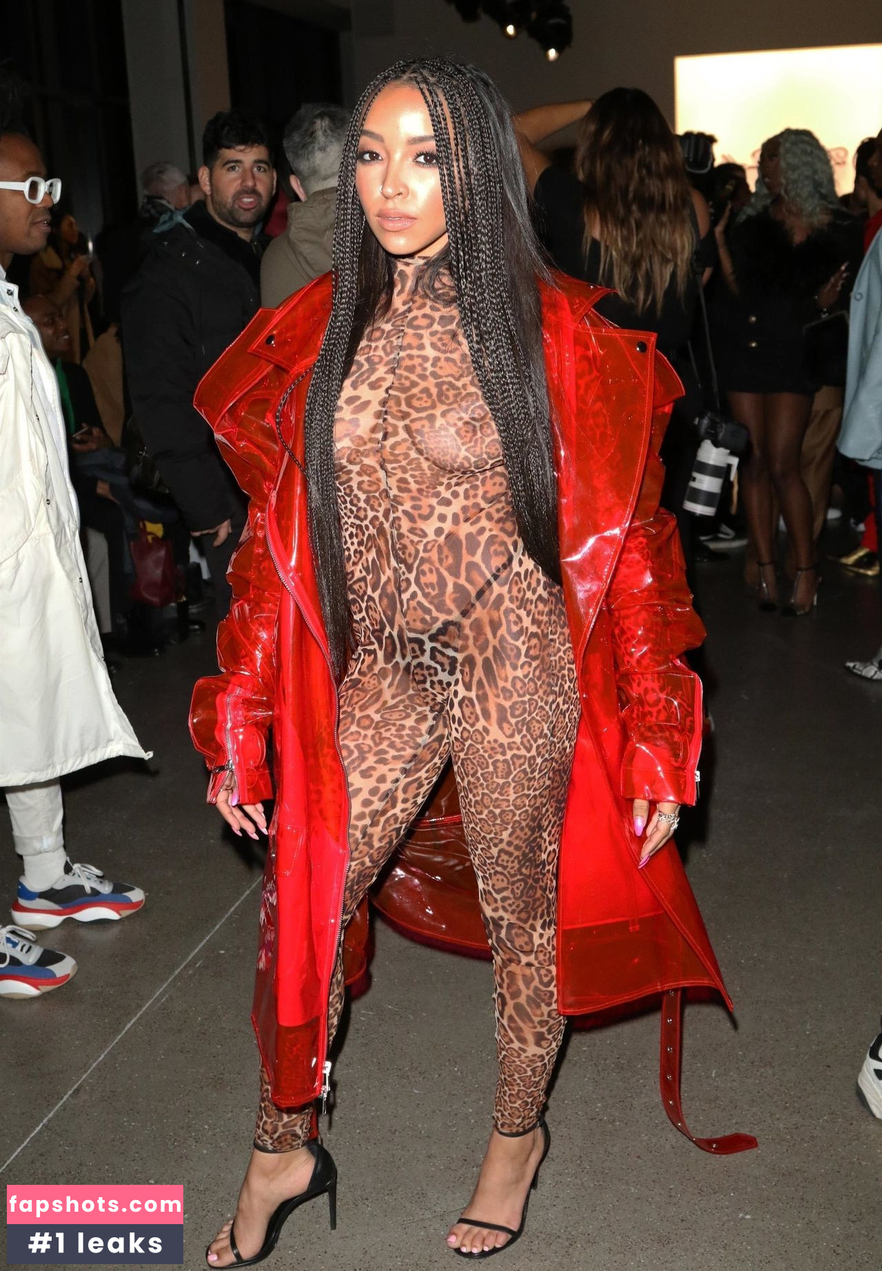 Tinashe gallery photo #413