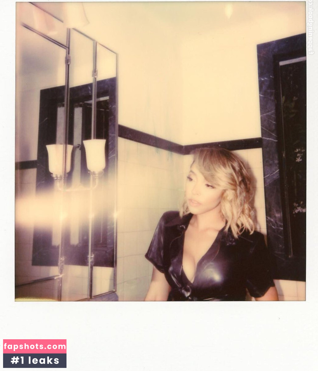 Tinashe gallery photo #492