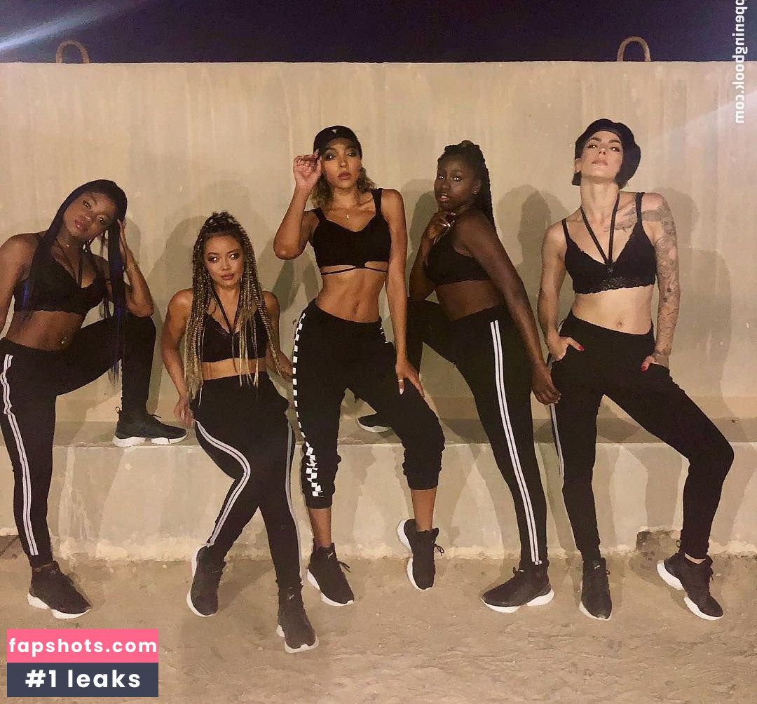 Tinashe gallery photo #511