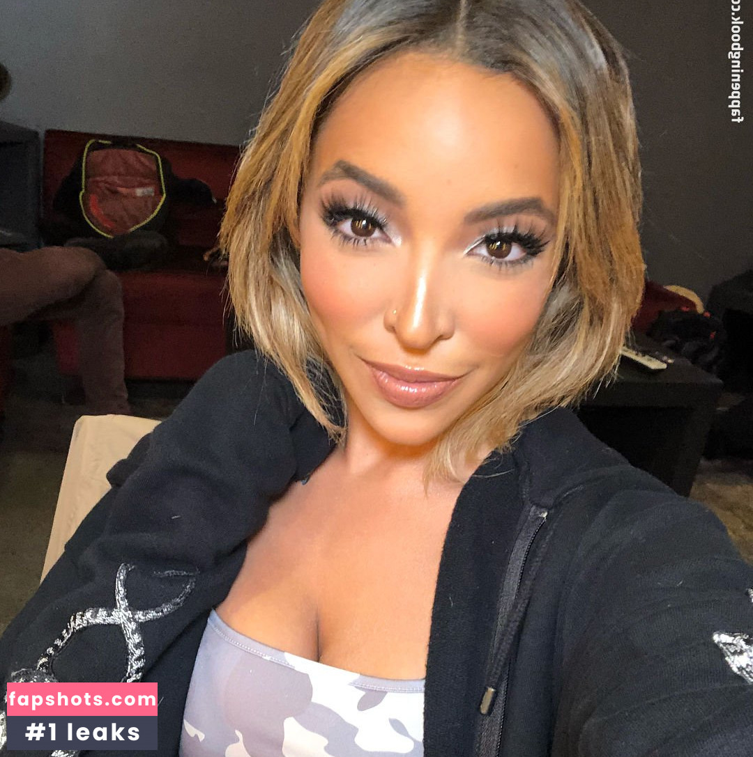 Tinashe gallery photo #523