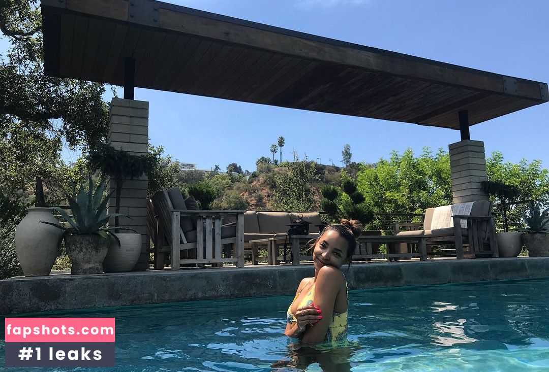 Tinashe gallery photo #526