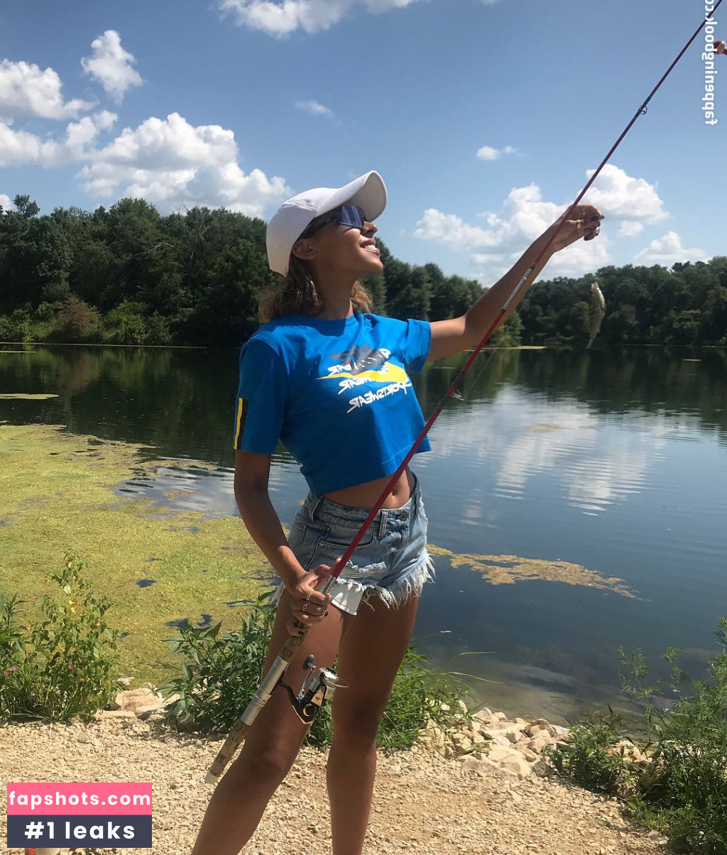 Tinashe gallery photo #545