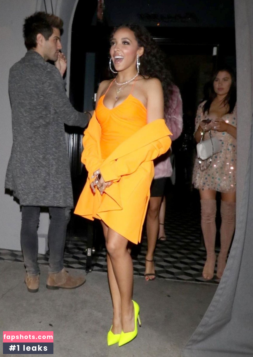 Tinashe gallery photo #624