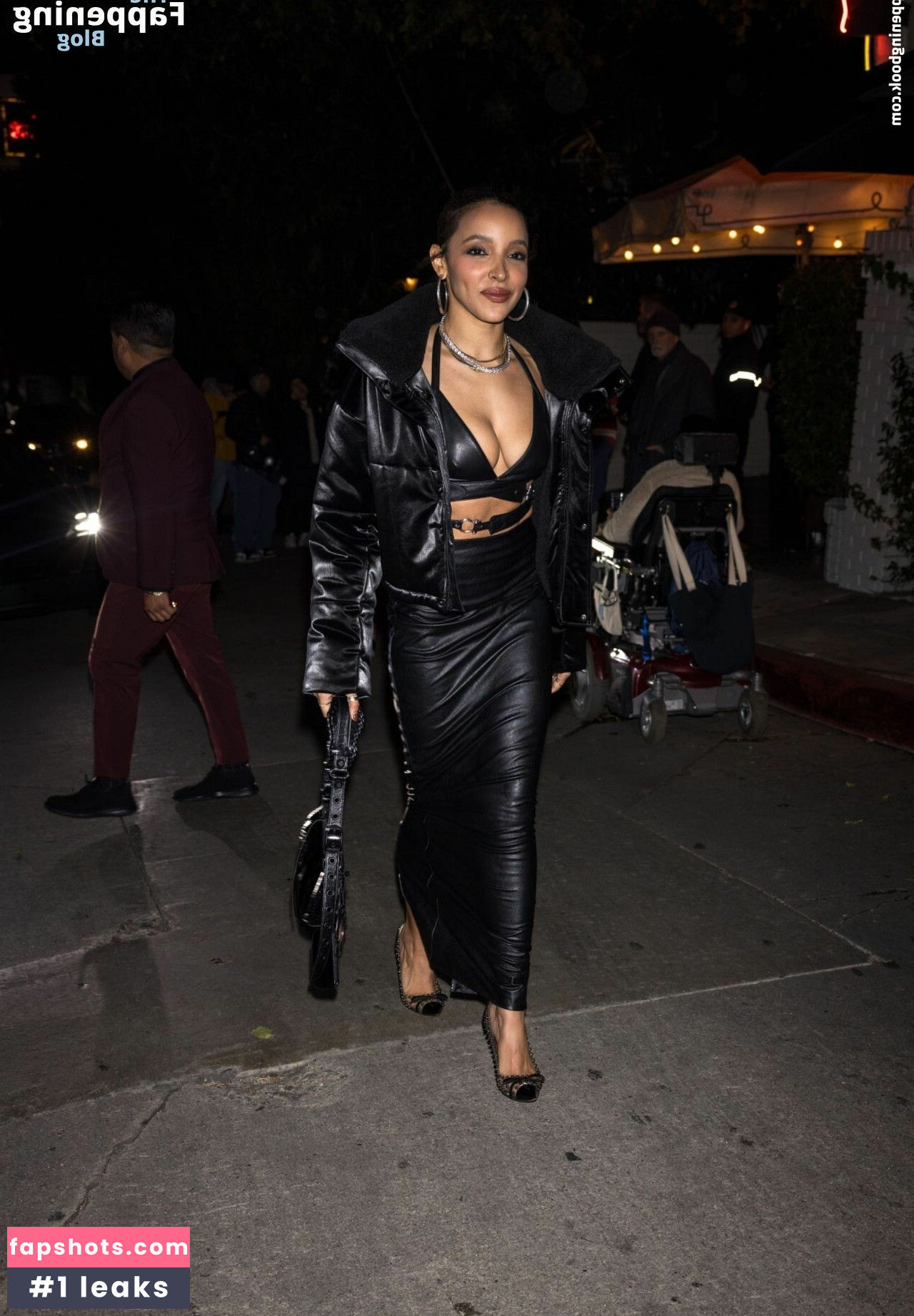 Tinashe gallery photo #77