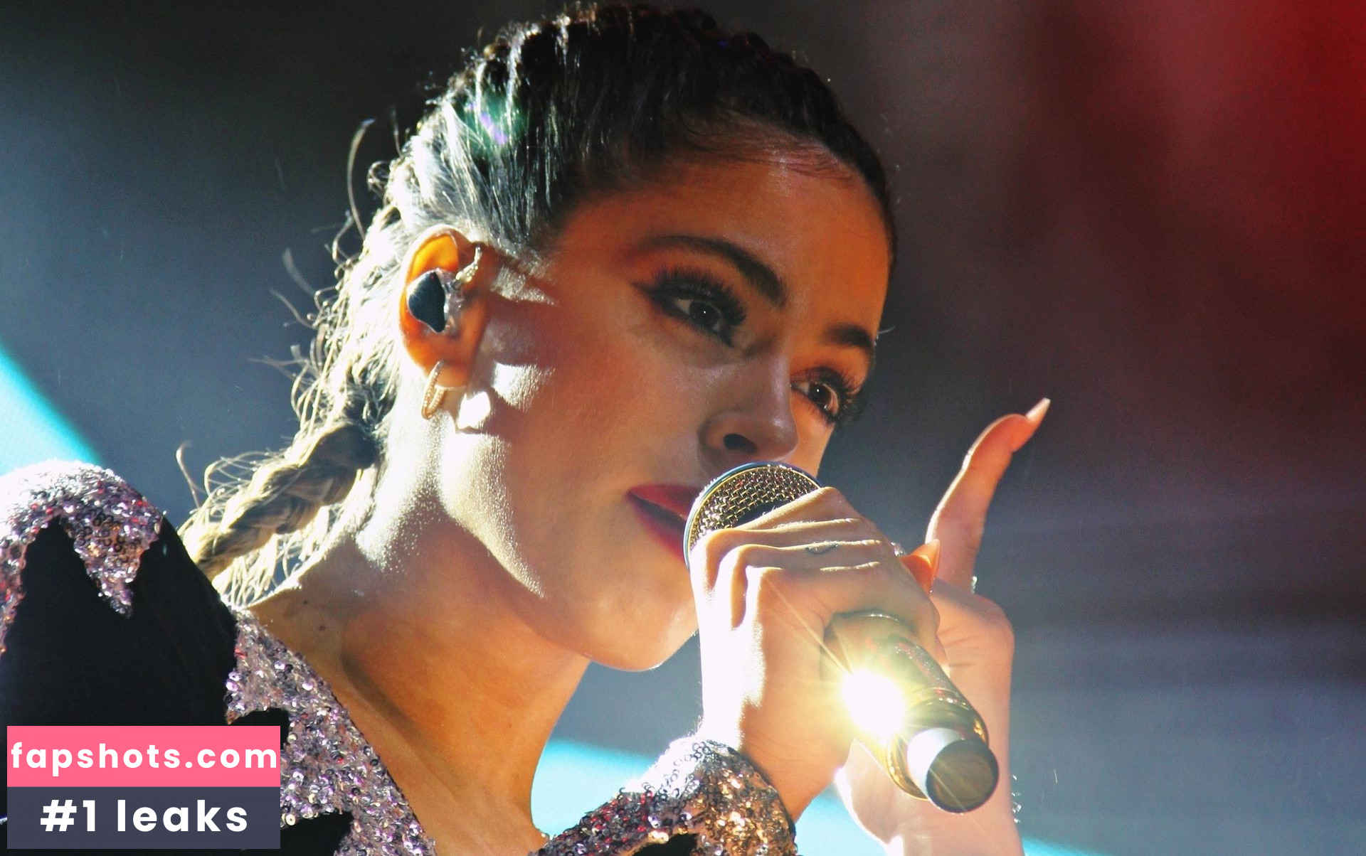 Tini Stoessel gallery photo #38