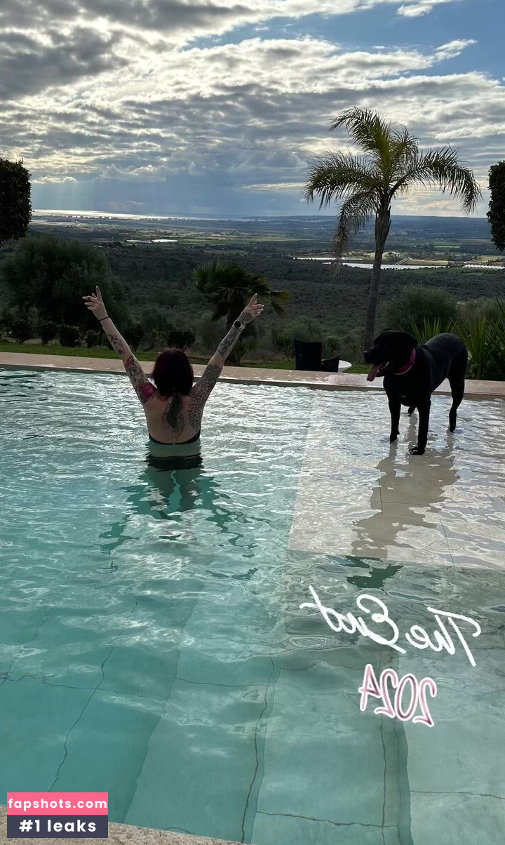 Tinkerleo nude babe gallery