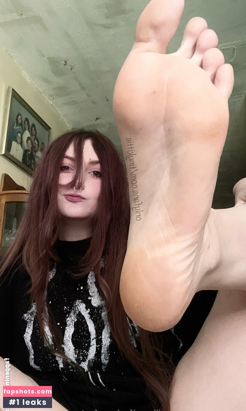 tinykittie gallery photo #9