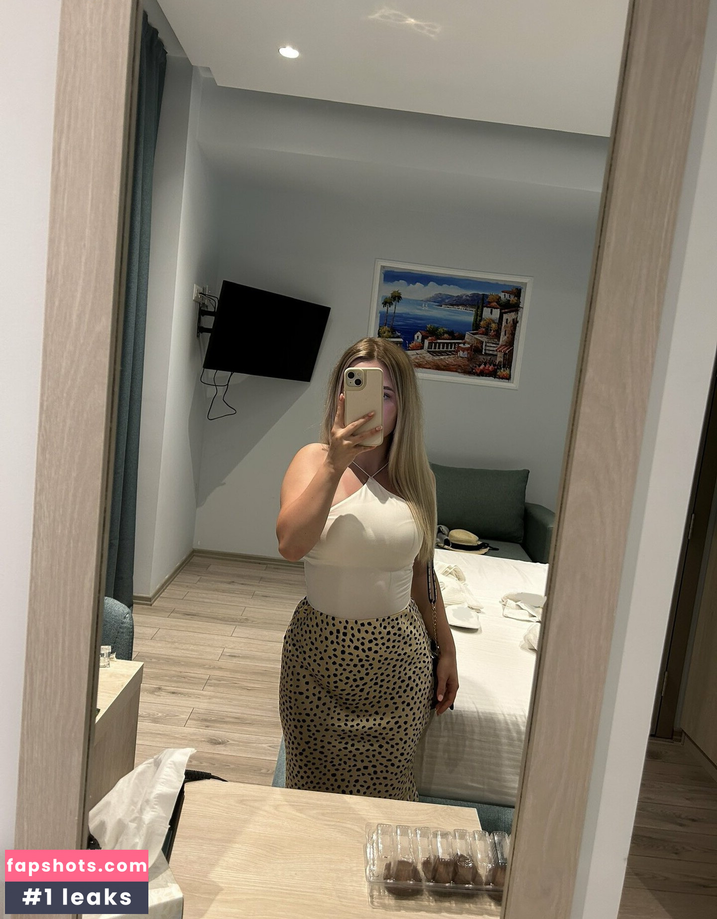 Tinypeachpuff gallery photo #47