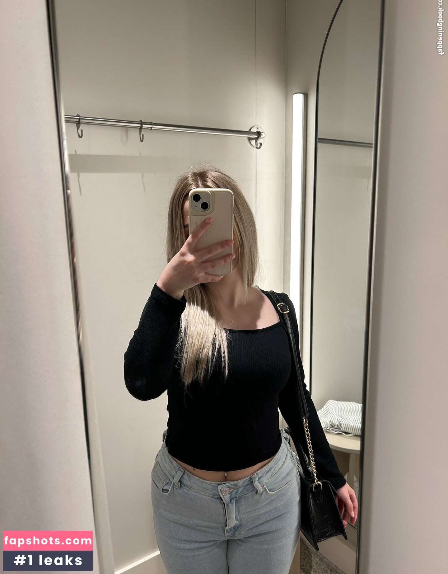 Tinypeachpuff gallery photo #51