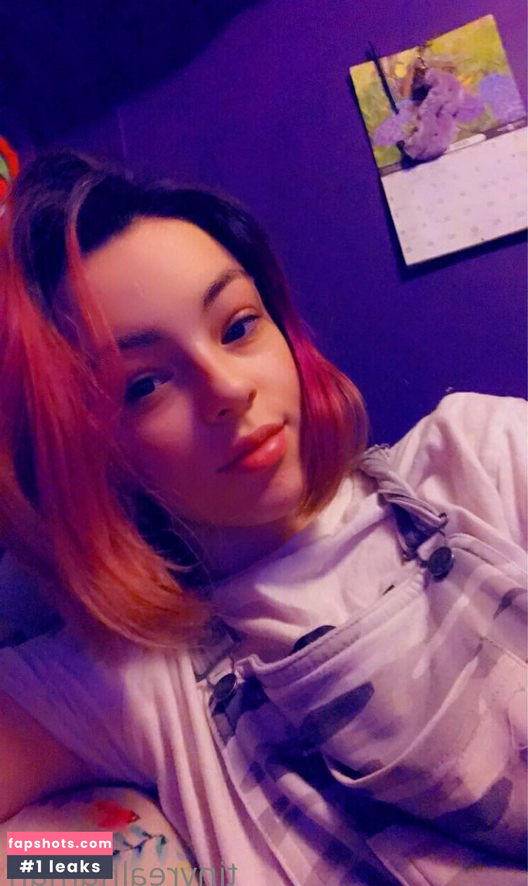 tinyrealhuman gallery photo #13