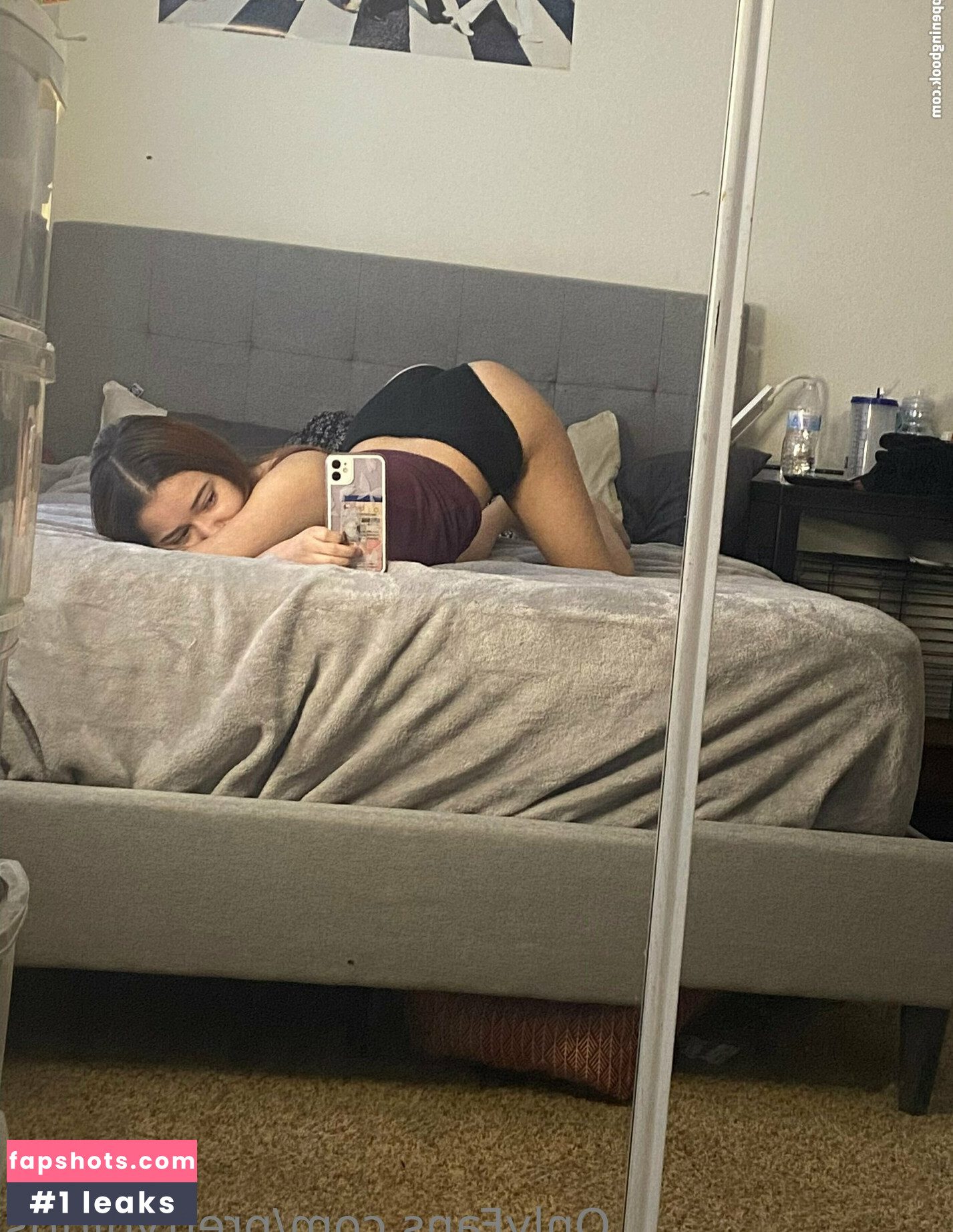 tinyrissy Nude Leaks OnlyFans Photos #17 - LeakJerk