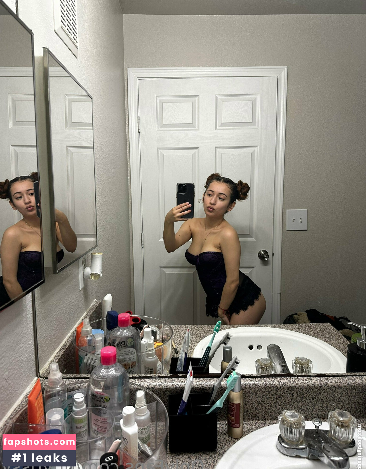 tinyrissy Nude Leaks OnlyFans Photos #18 - LeakJerk