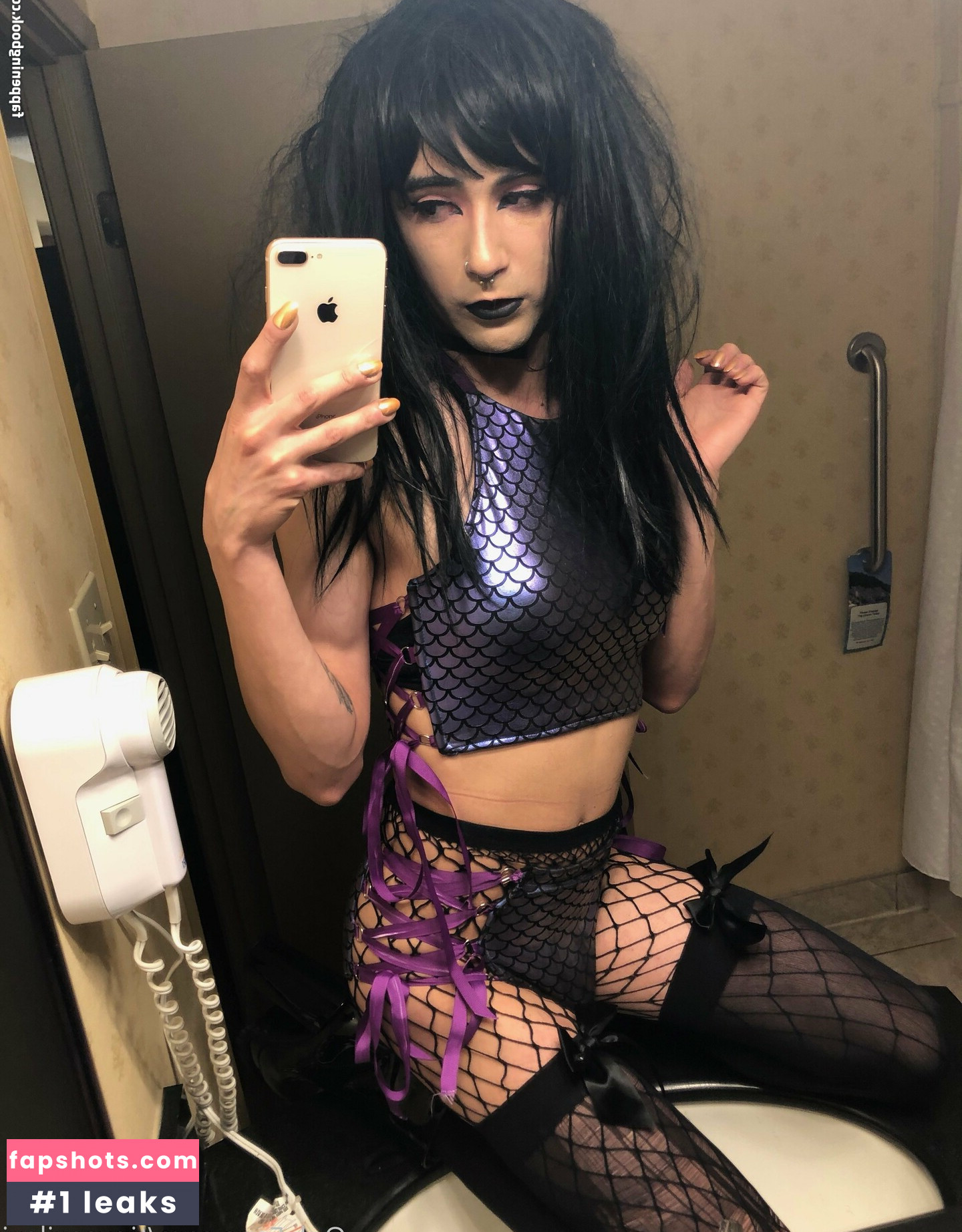 tinysexilexi666 gallery photo #13