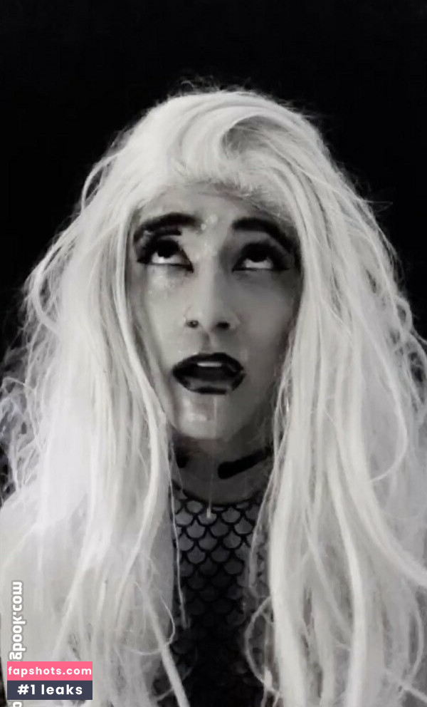 tinysexilexi666 gallery photo #3