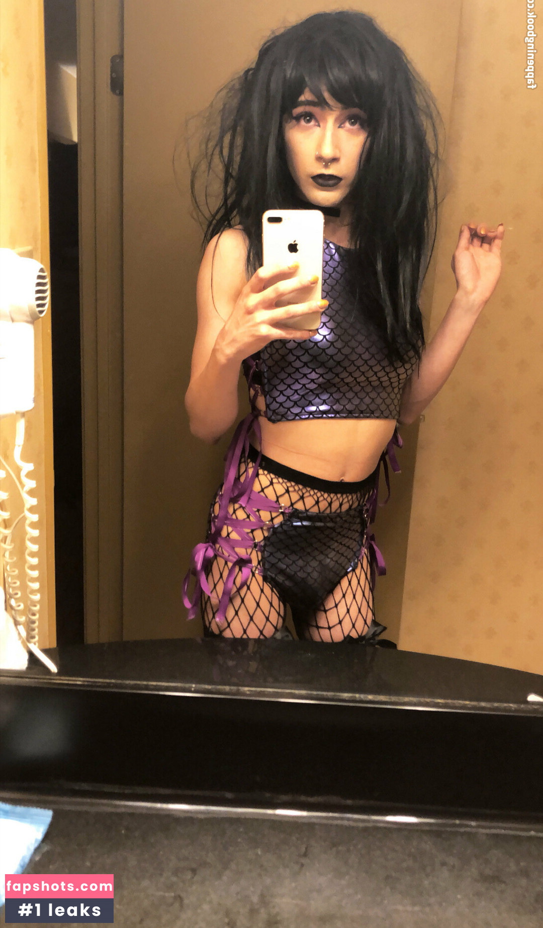 tinysexilexi666 gallery photo #25