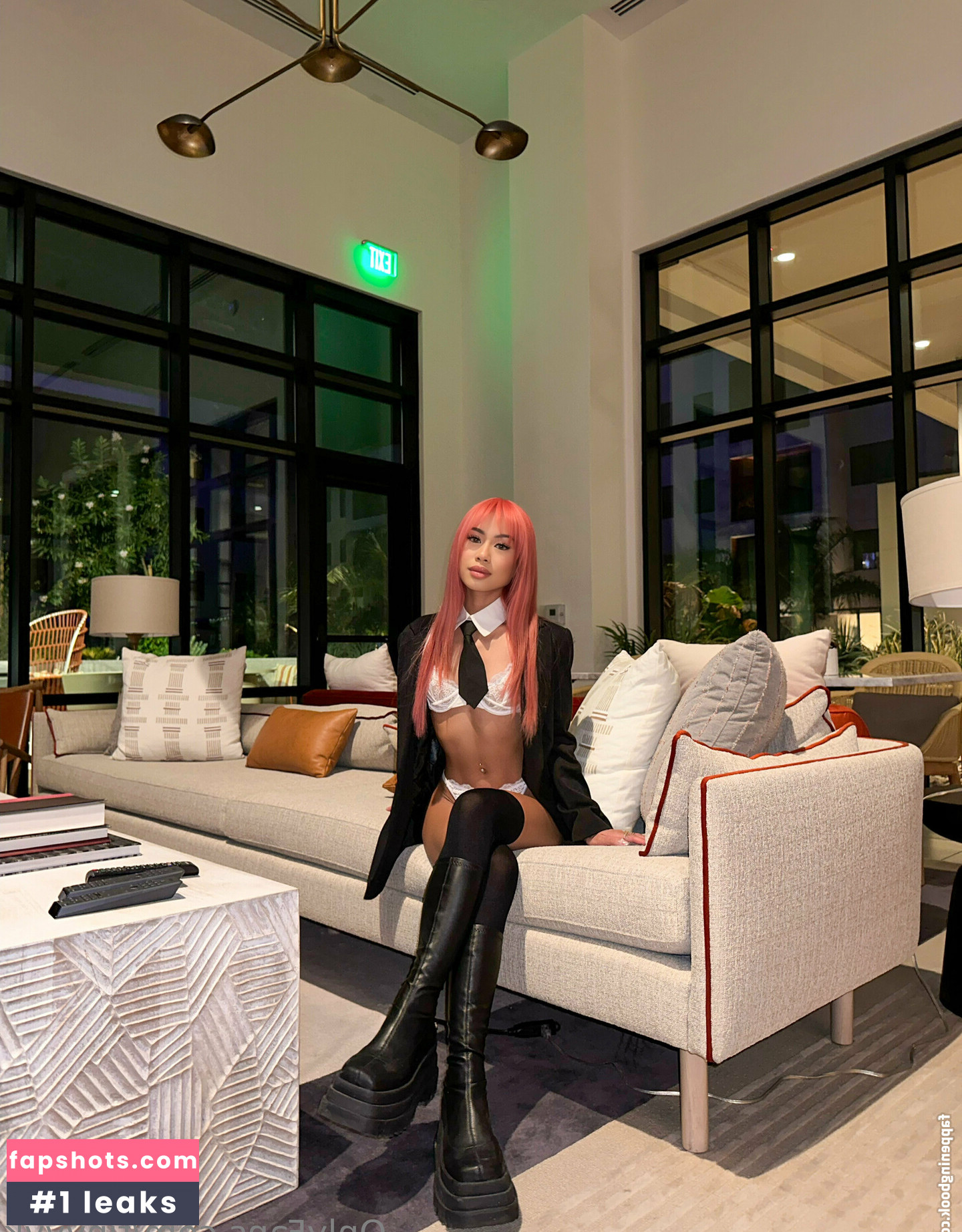 tinyyyk gallery photo #149