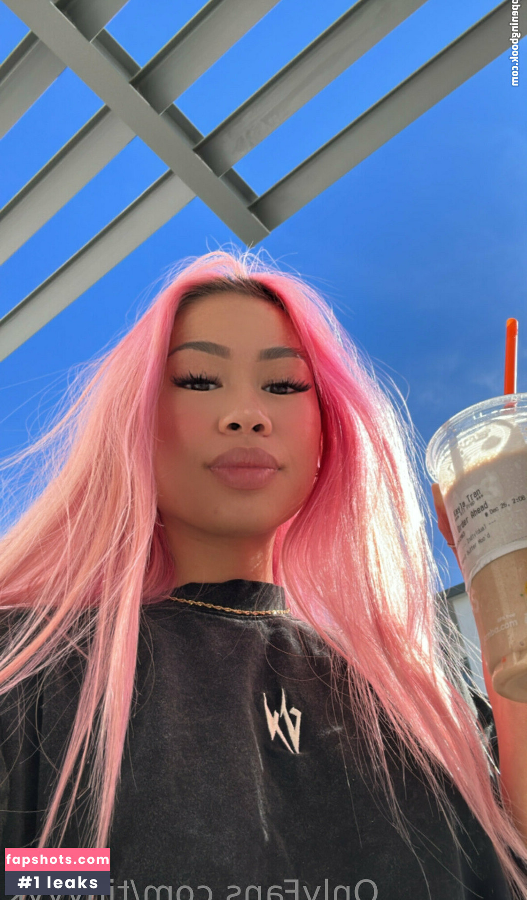 tinyyyk gallery photo #282