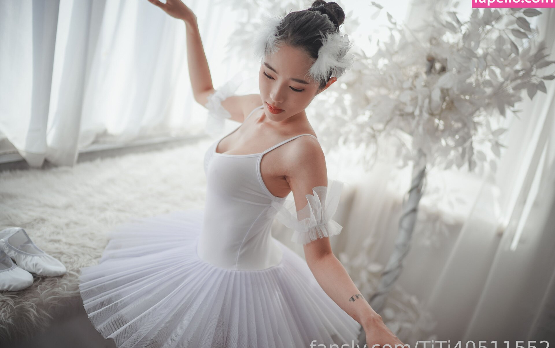 titi-cosplay-1 Nude Leaks OnlyFans Photos #1375 - LeakJerk