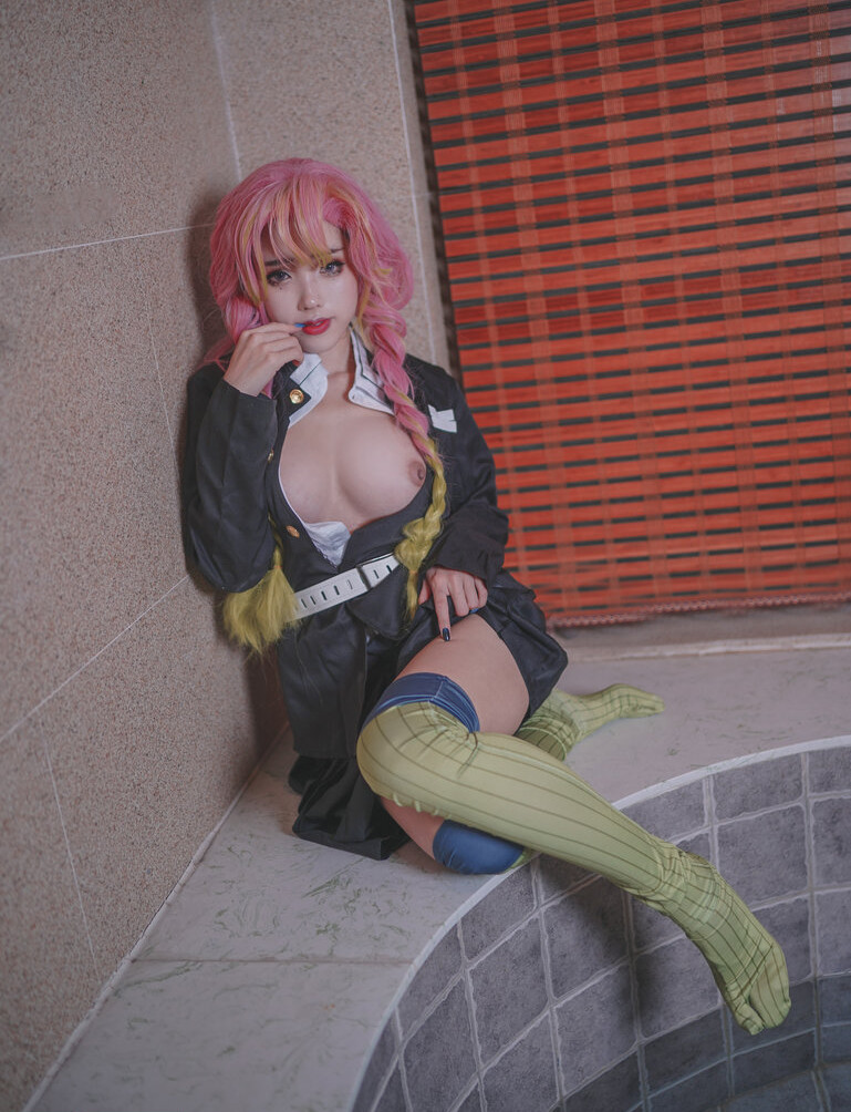 titi-cosplay-1 gallery photo #1912