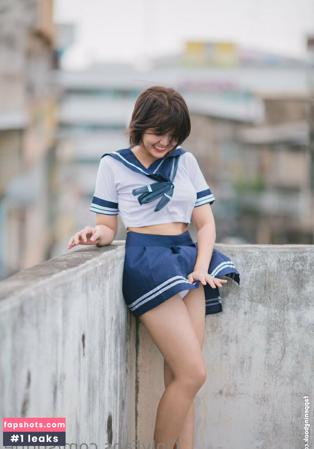 Title Supattha gallery photo #11