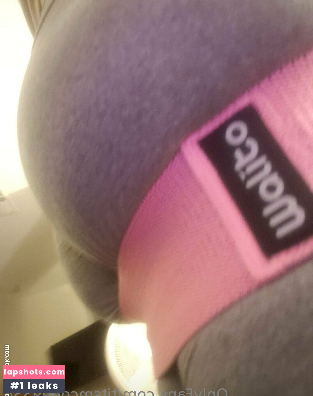 titsmcgee9334 gallery photo #2