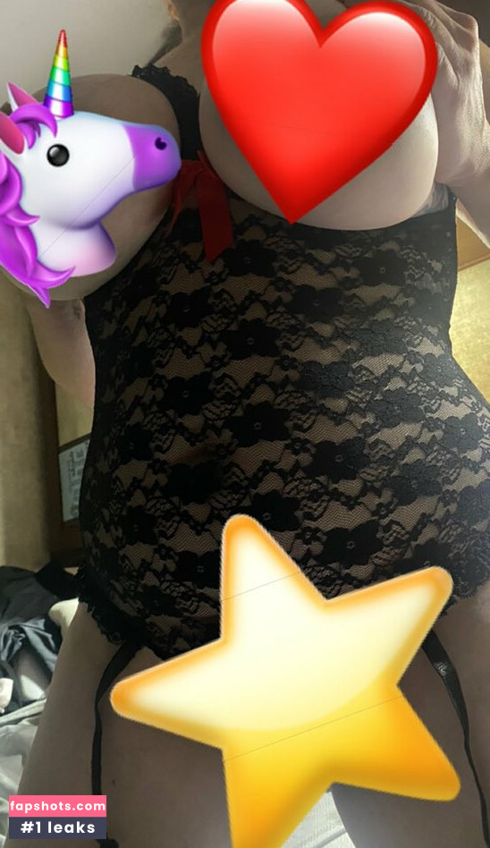 Tittyqueen77 Filtración Desnuda OnlyFans Foto #31 - Fapshots