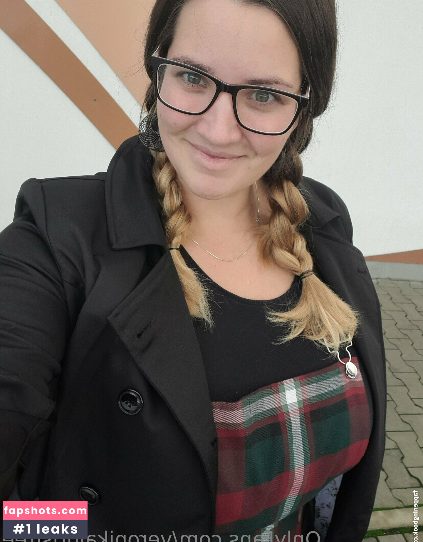 tittyveronikafree gallery photo #16