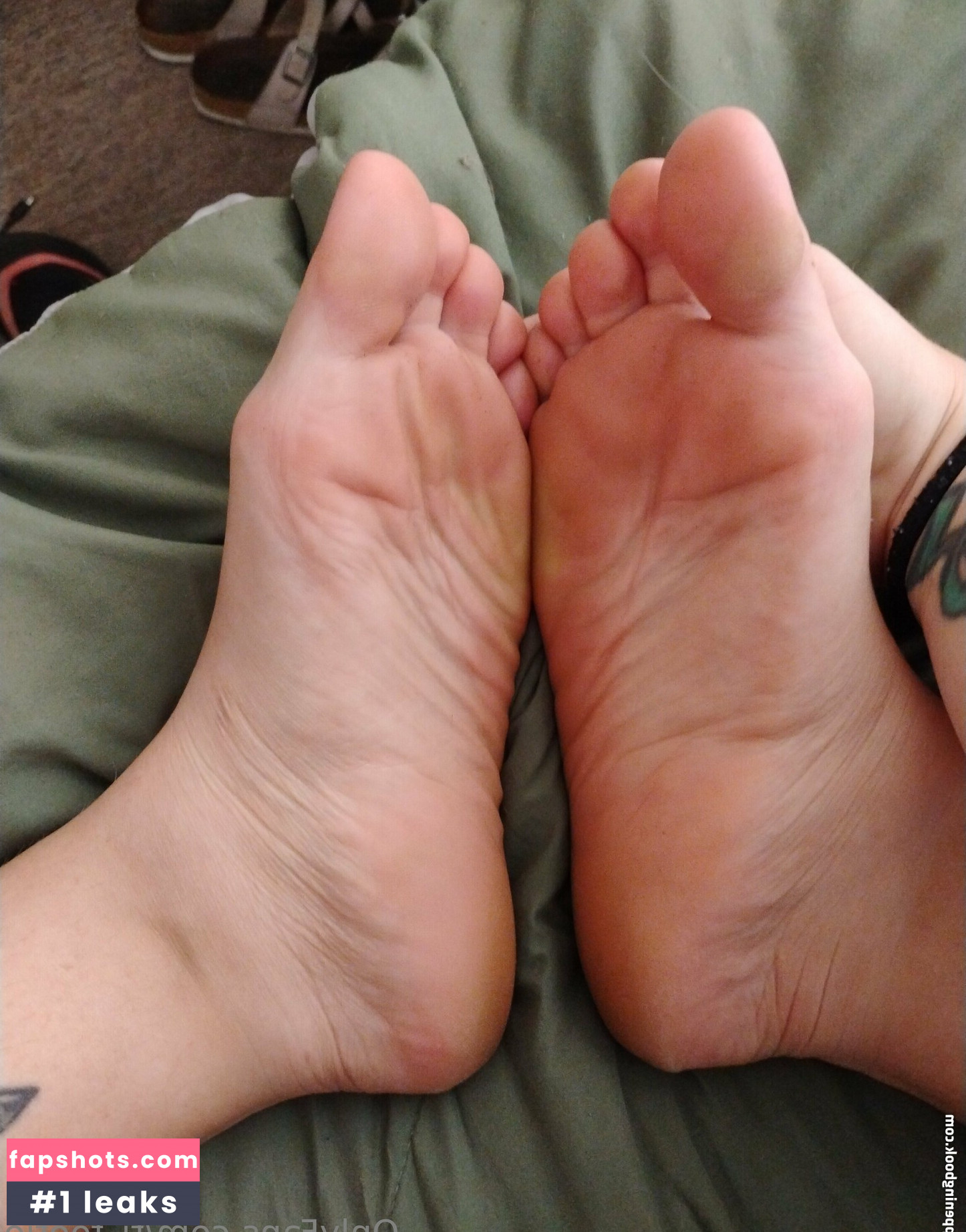 tj_footie gallery photo #19