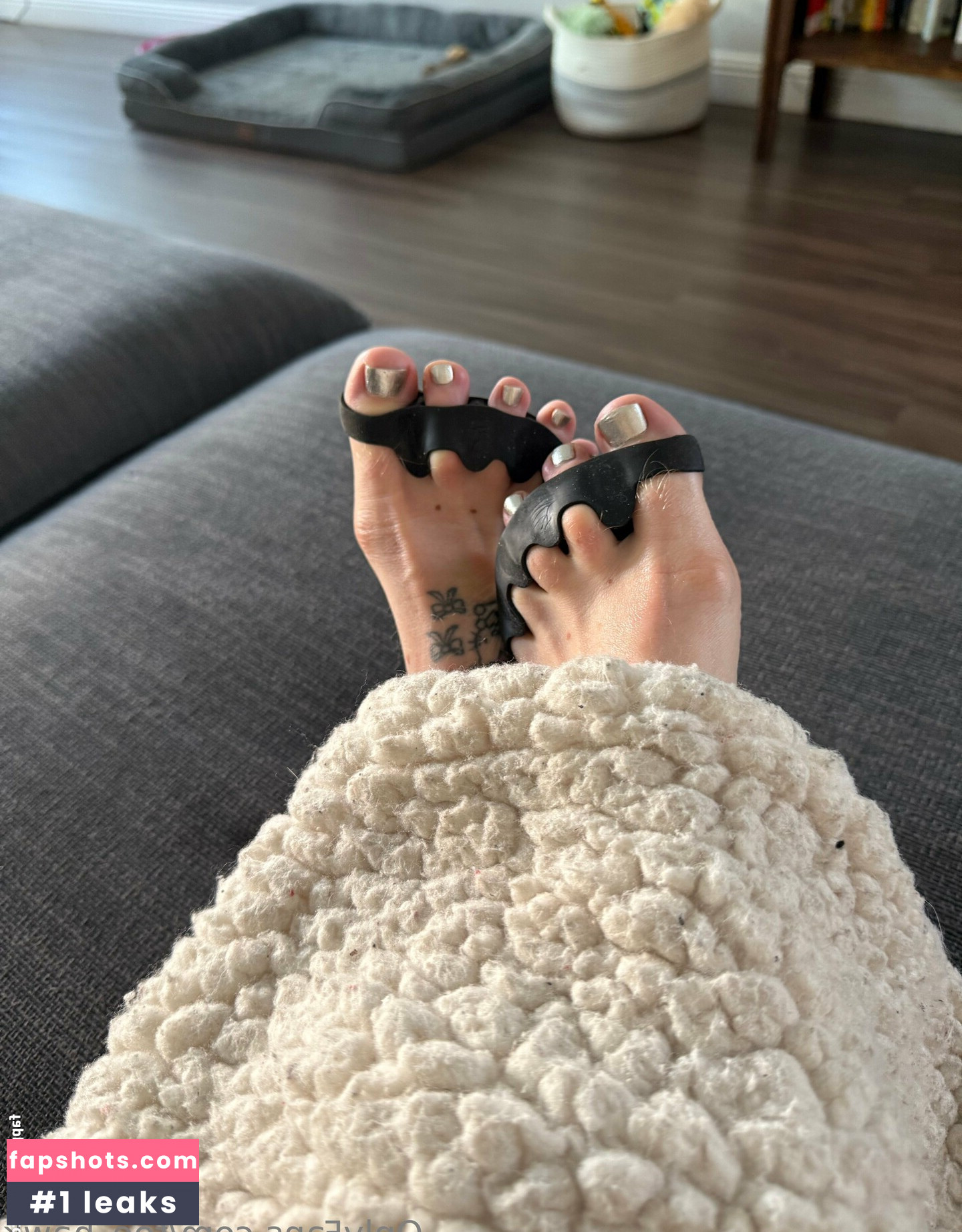 toe_hawk gallery photo #15