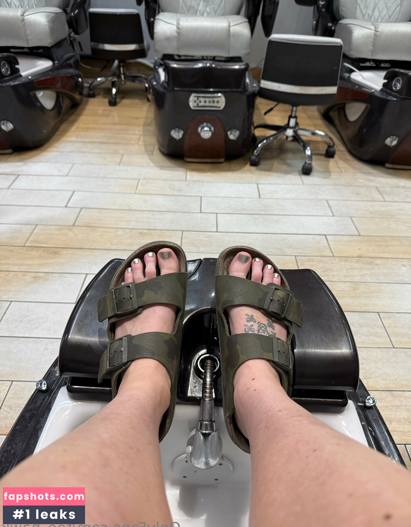 toe_hawk gallery photo #17