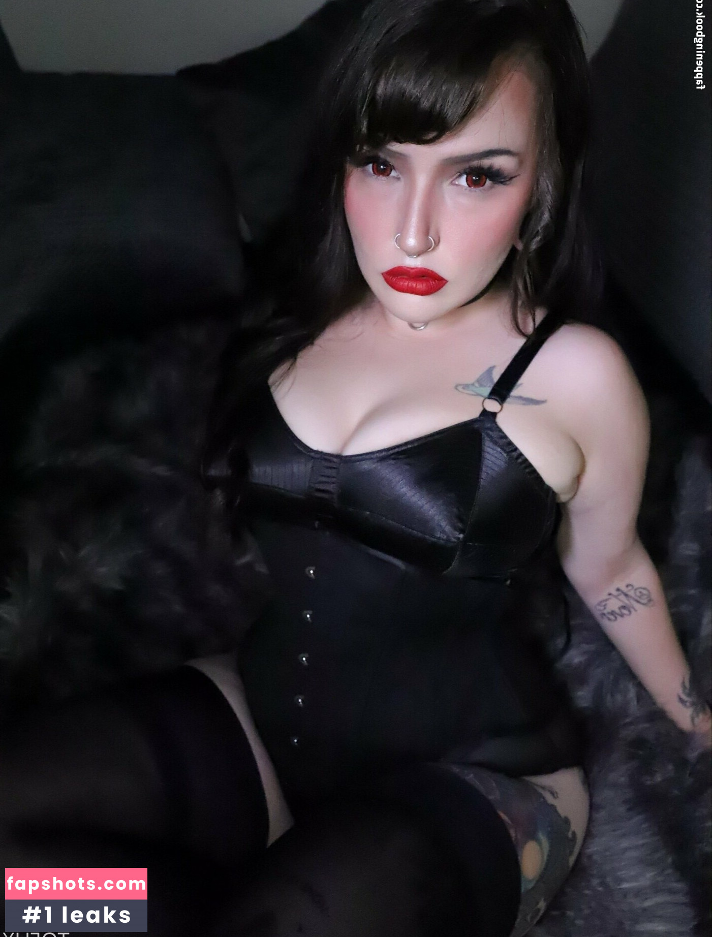 tofux_gaming gallery photo #8