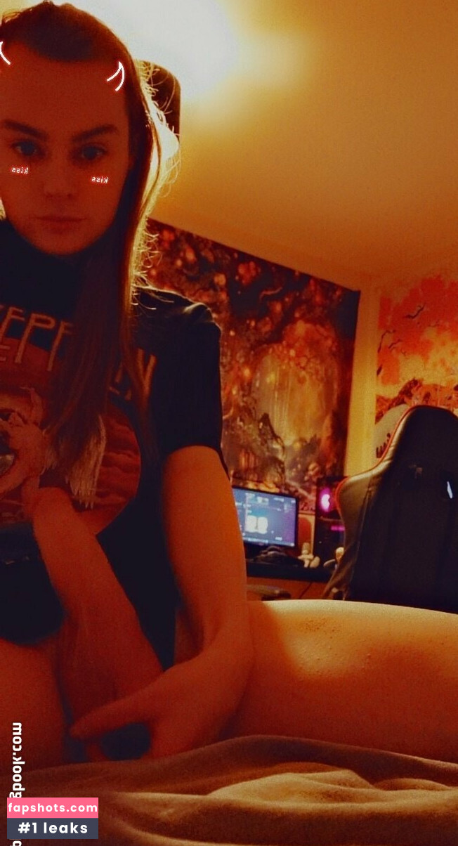 tokyo-quinn nude babe gallery