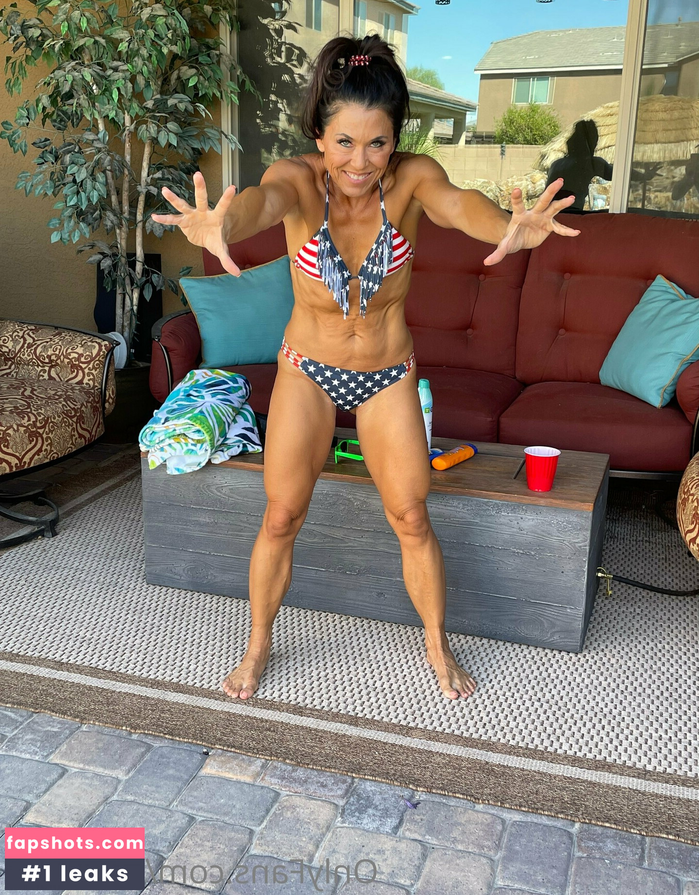 tomiko_1 gallery photo #63