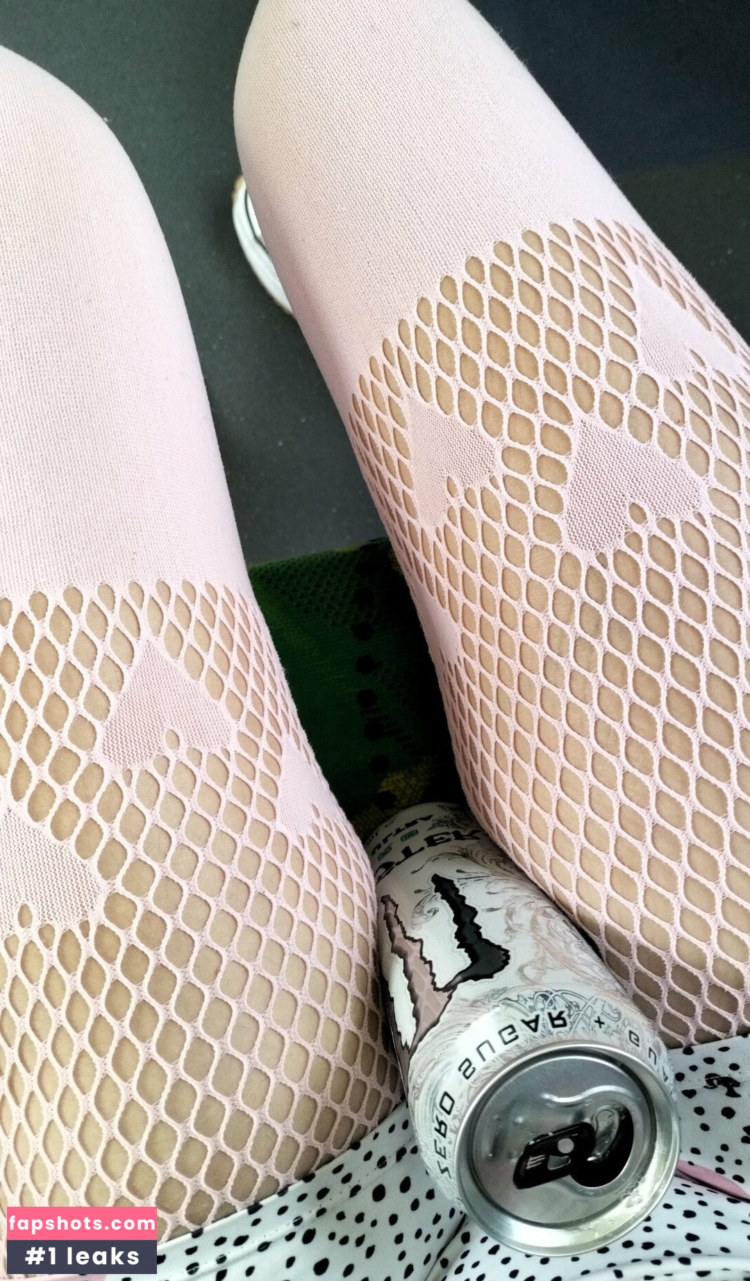 Tommi Terror gallery photo #2