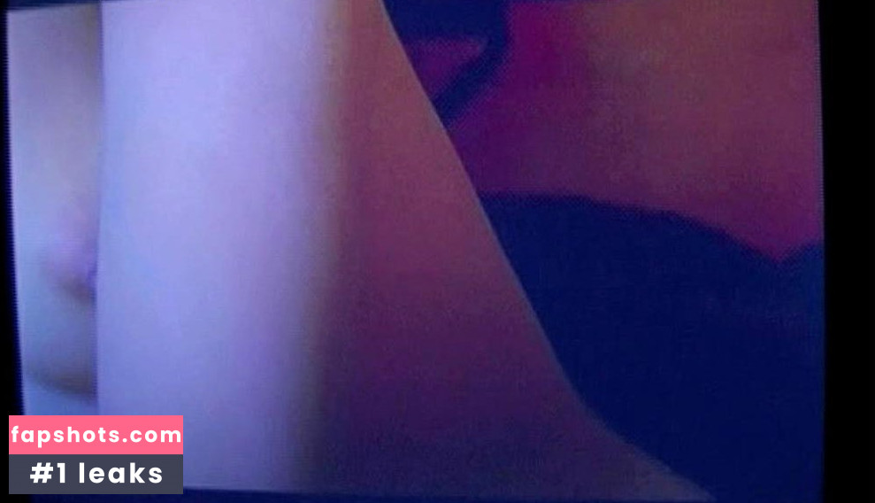 Tomomi Miyashita Nude Leaks OnlyFans Photos #3 - Fapshots