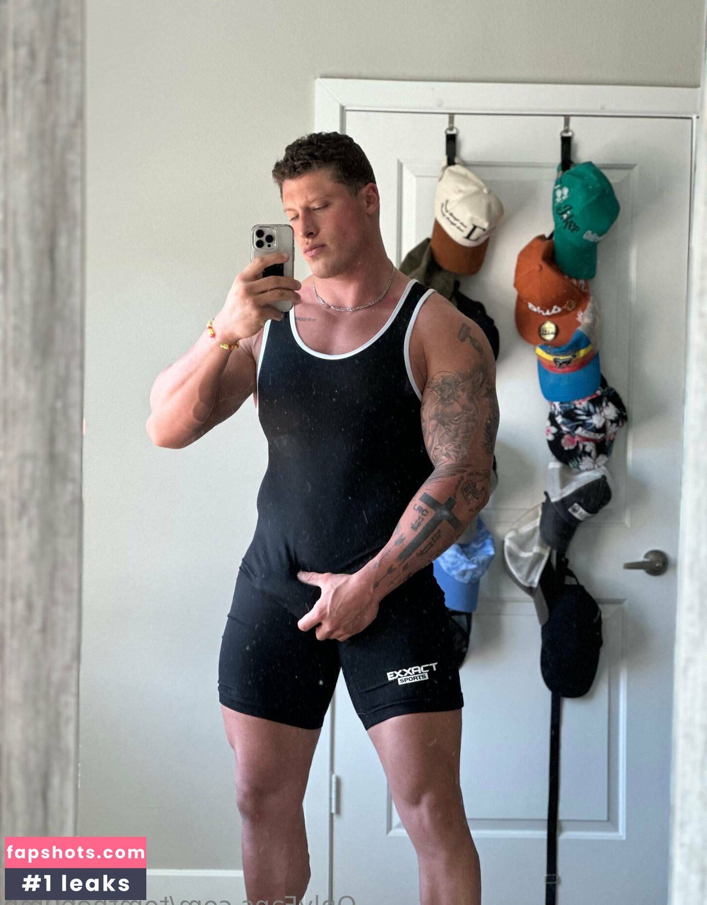 tomtheb0mb Nahé úniky fotek pouze od fanoušků #20 - Fapshots