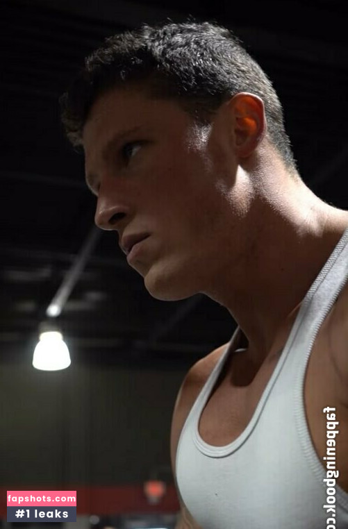 tomtheb0mb Nahé úniky fotek pouze od fanoušků #21 - Fapshots