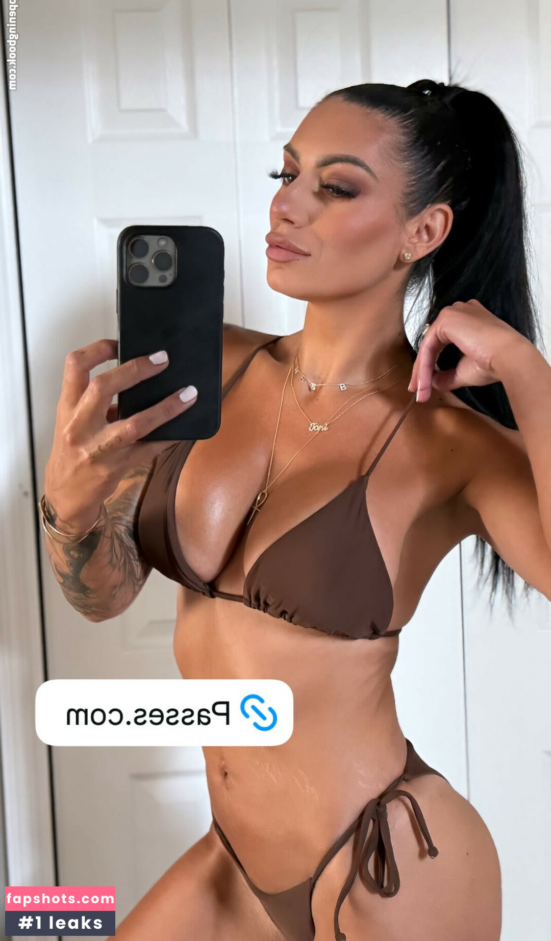 Toni Berenato gallery photo #7