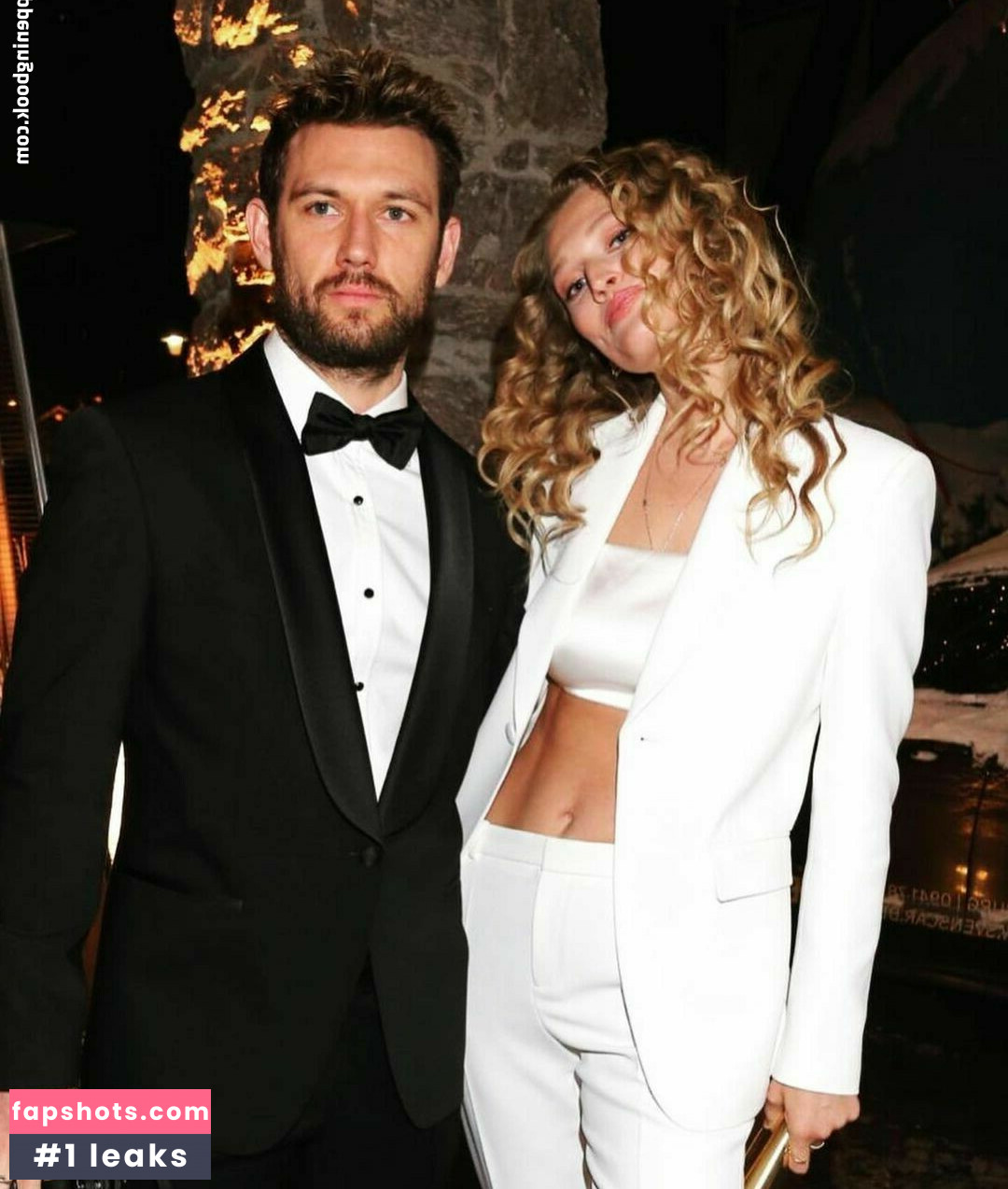 Toni Garrn gallery photo #101