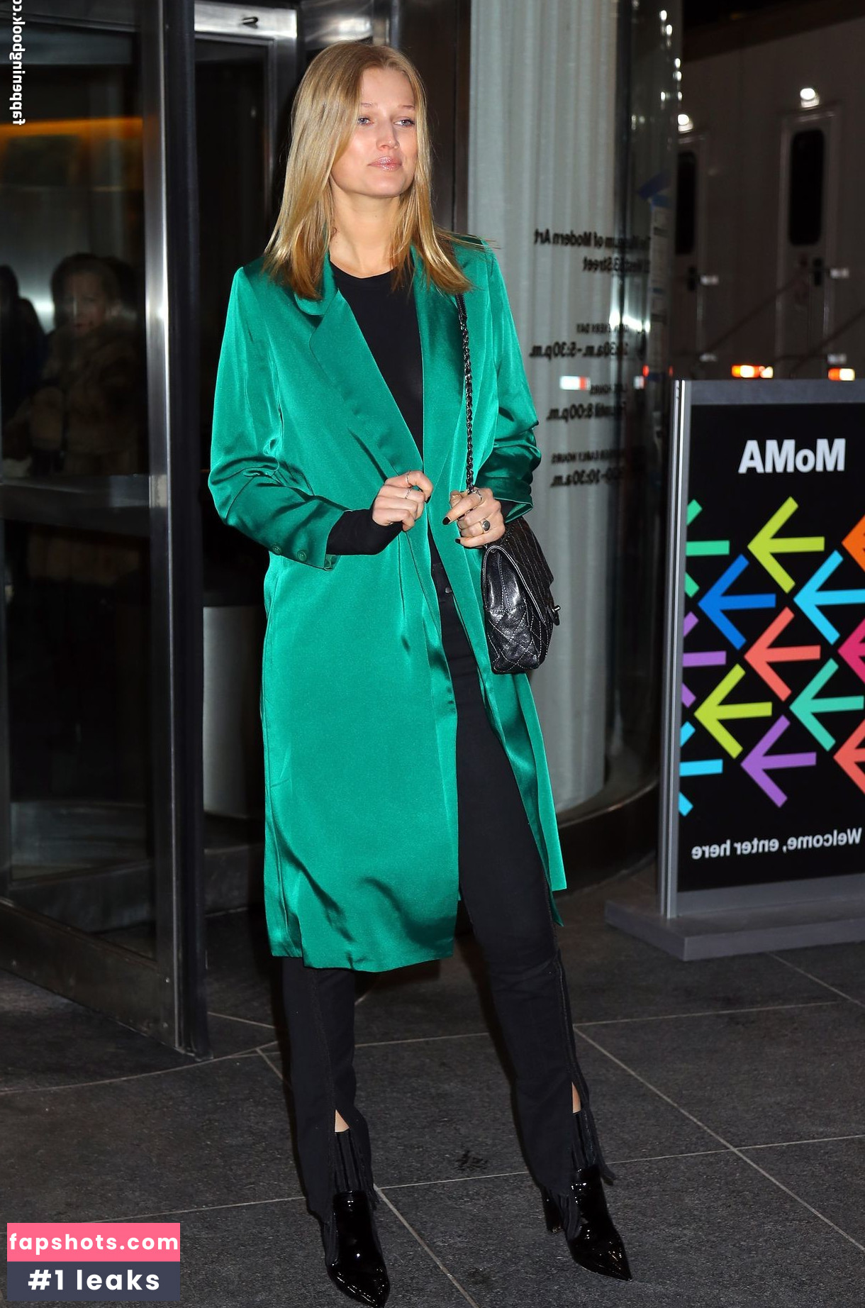 Toni Garrn Nude Leaks OnlyFans Photos #192 - LeakJerk