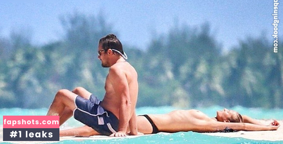 Toni Garrn gallery photo #49