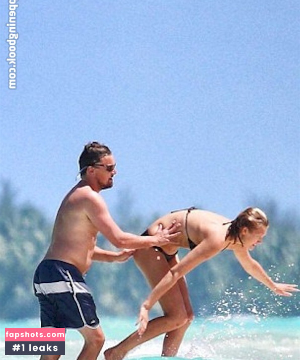 Toni Garrn gallery photo #53