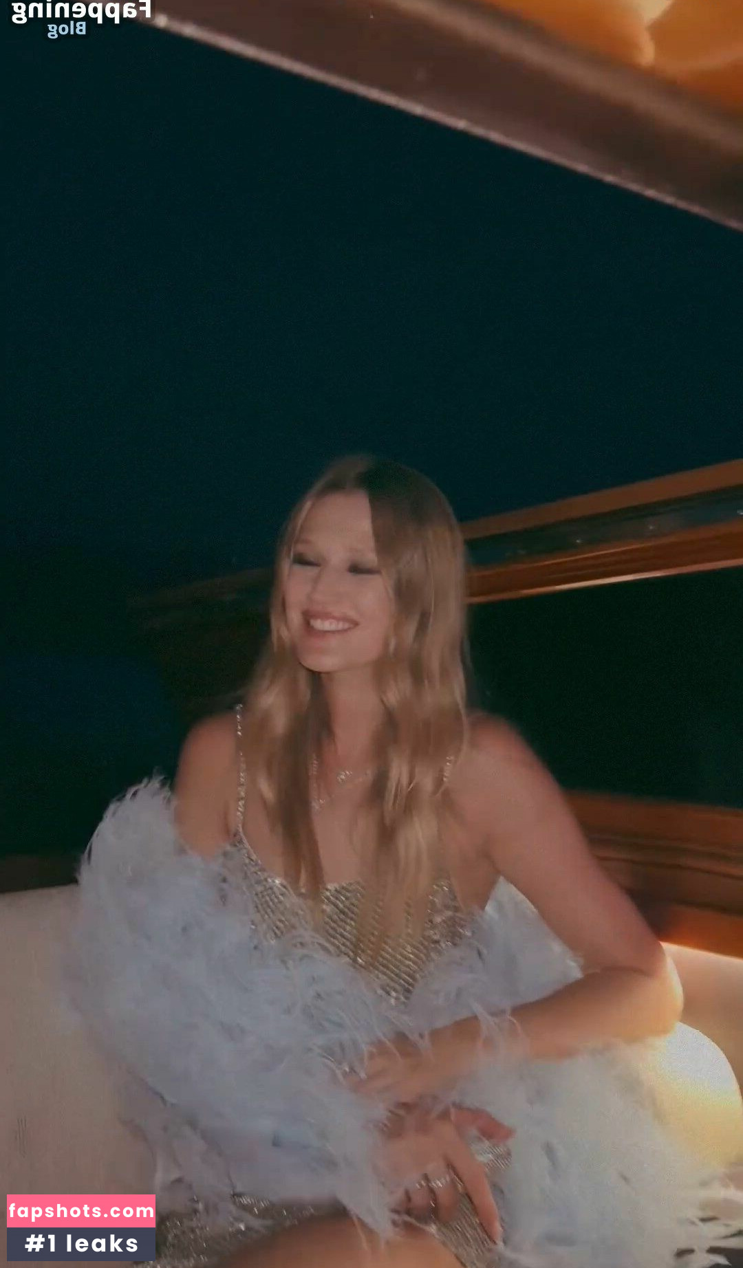 Toni Garrn gallery photo #60