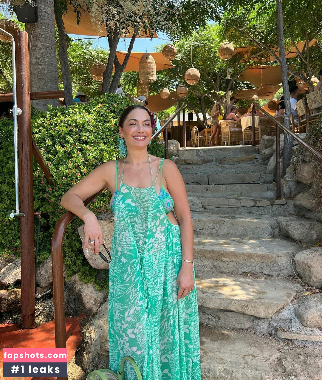 Tonia Buxton gallery photo #6