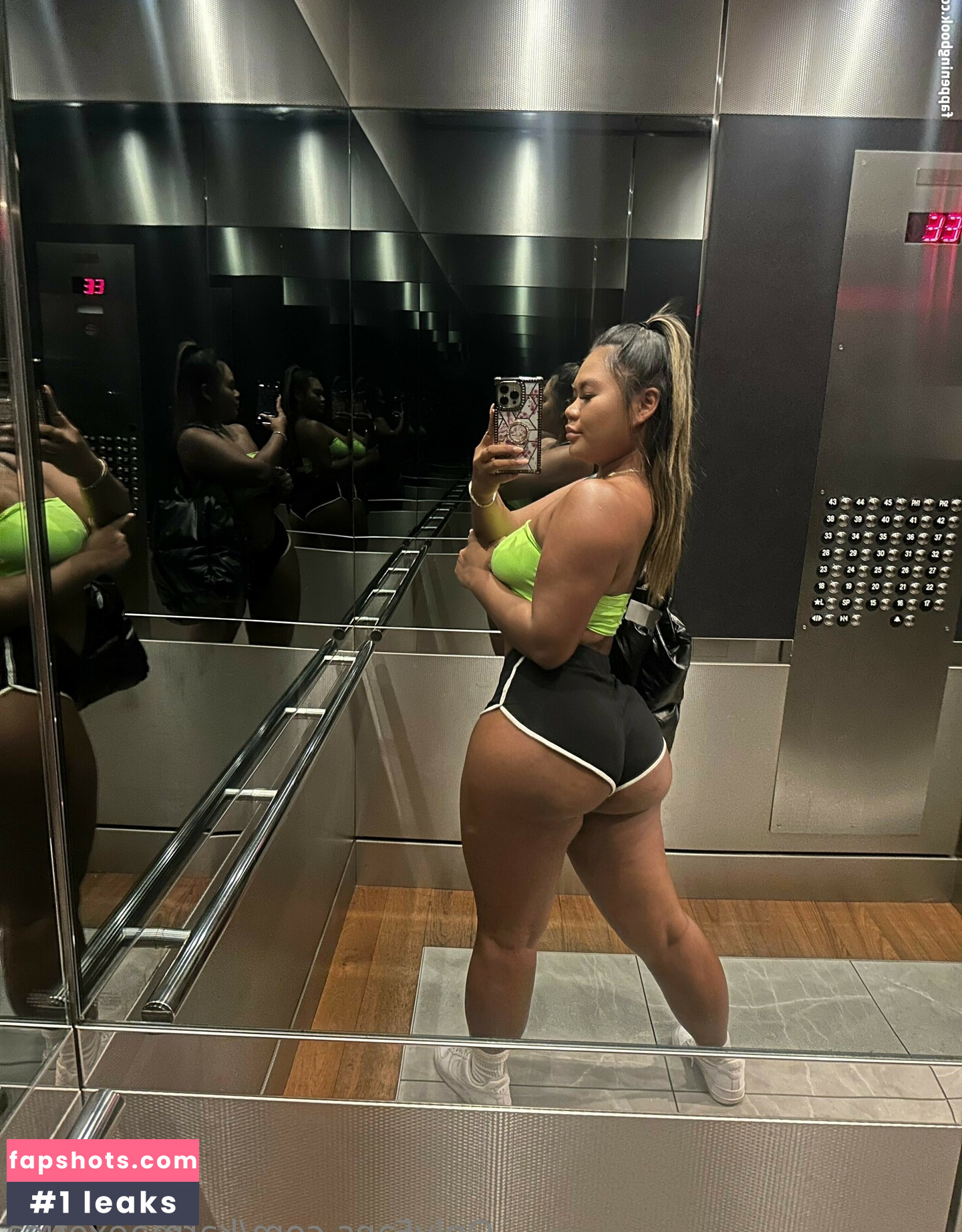 Tonti_Thampitak gallery photo #23