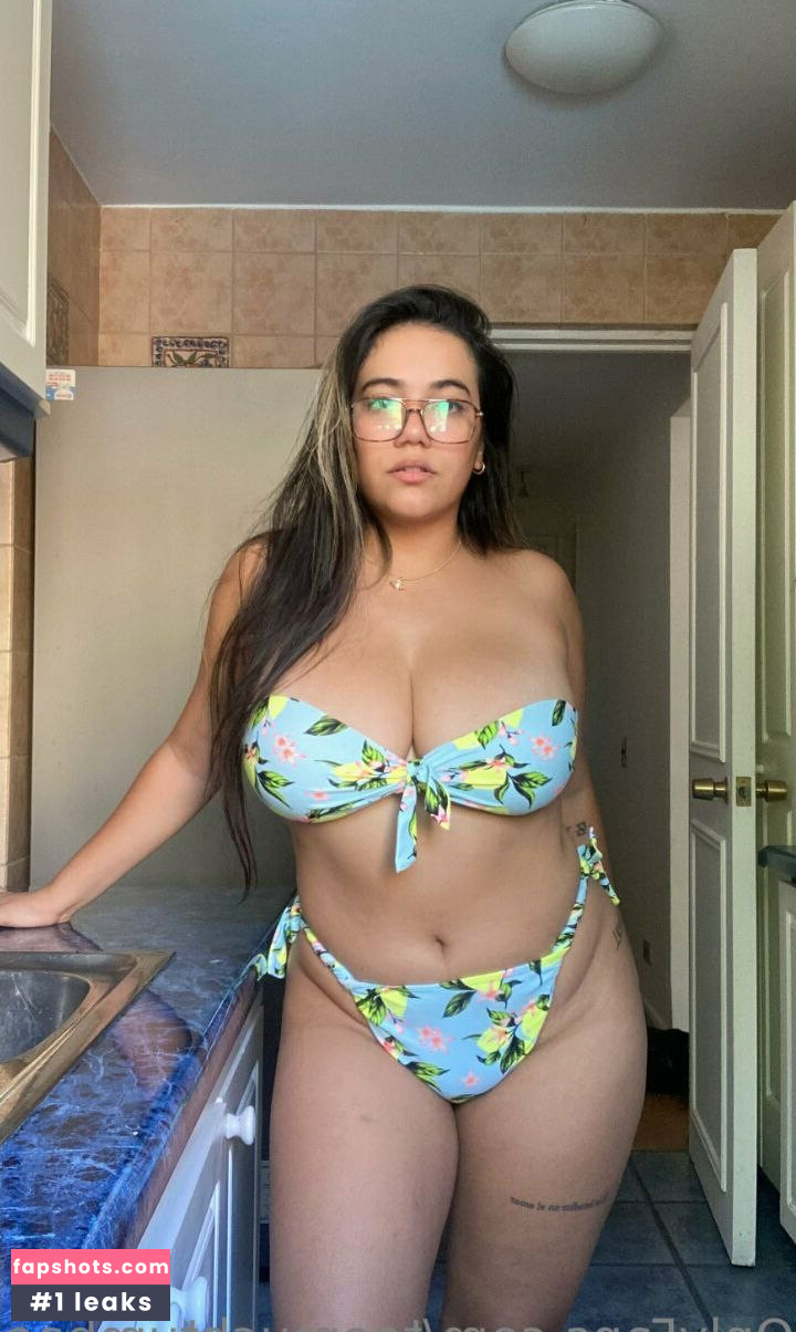 Toomuchtumbao gallery photo #12